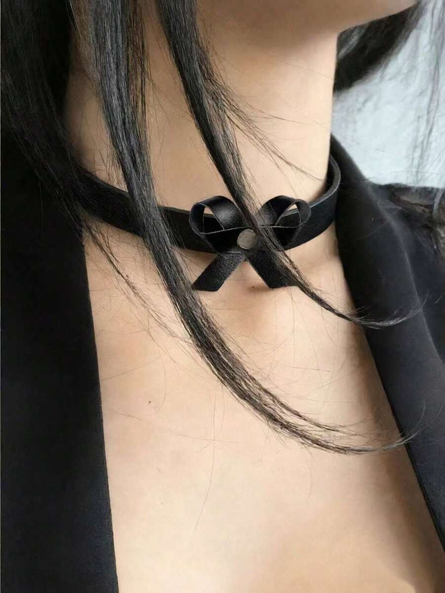 1pc Women's Black Niche Personalized Butterfly Punk Choker, PU Leather Necklace Strap, Suitable For Daily, Party, Rave Party, Music Festival And Other Occasions - Black - View 1