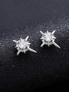 Personalized No-Drill Magnetic Zirconia Stud Earrings Ear Clips For Men, Copper-Plated North Star Hip-Hop Punk Style - Polaris - View 3