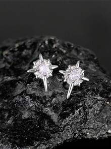 Personalized No-Drill Magnetic Zirconia Stud Earrings Ear Clips For Men, Copper-Plated North Star Hip-Hop Punk Style - Polaris - View 5
