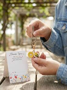 10pcs "Thank You For Being Such An Important Part Of My Life" Encouragement Cards, With Bee And Daisy Keychain, Inspirational Gift Suitable For Family, Teachers And Team Members - Multiple Styles - View 6