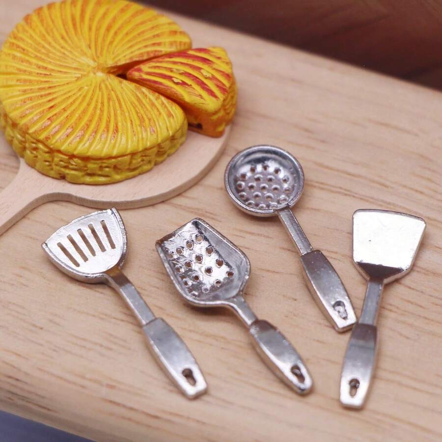 Model Saringan dan Spatula Miniatur untuk Peralatan Dapur, Ornamen Rumah Boneka, Aksesori Rumah Boneka, Kerajinan Tangan Lanskap Miniatur, Model Koleksi, Properti Adegan Fotografi, Hadiah Liburan yang Luar Biasa - A - View 1