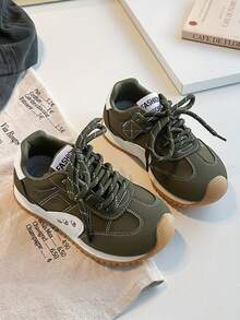 Kids Retro Style Lace-Up Sneakers With Matte Textured Upper & Gum Toe Cap - Lightweight Casual Shoes Non-Slip - Green - View 3