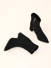 1 Pair Girl's Short Fashion Boots, Suede-Like Matte Material + Pointed Toe, 7.5CM Chunky Heel, Flat Non-Slip Sole, Inner Zipper Design, Minimalist Retro Mid-Calf Elastic Boots, Suitable For Daily Wear, Vacation, And Outings - Black - View 5