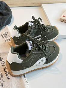 Kids Retro Style Lace-Up Sneakers With Matte Textured Upper & Gum Toe Cap - Lightweight Casual Shoes Non-Slip - Green - View 5
