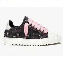 Pink Shoelaces