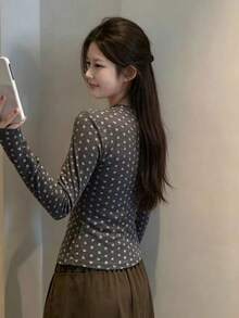 Women's Henley Collar Button Ditsy Floral Long Sleeve Knit T-Shirt, Korean Style Base Layer Top, Autumn Blouse - Dark Grey - View 4