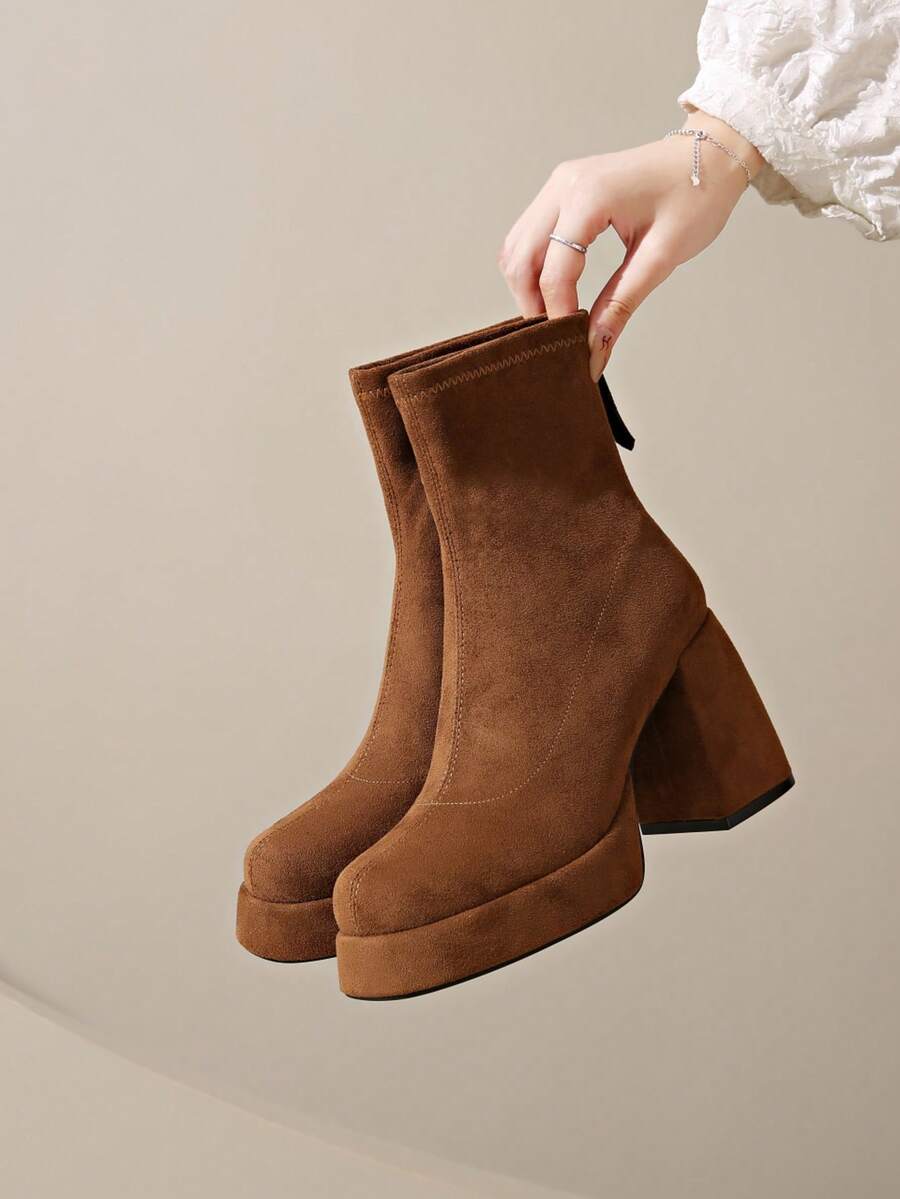 2026 Women's Fashion Boots New Arrival Cute Round Toe Thick Sole Height-Increasing Ankle Boots Autumn/Winter Versatile Chunky Heel Back Zipper Ankle Boots