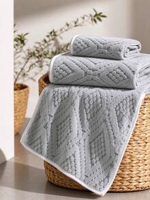 1pc/3pcs-Coral Fleece Towel Set, 3D Embossed Texture Fabric, Soft And Fluffy Touch, High Absorbency, Quick Drying And Lint-Free. Minimalist Gray Color Scheme, Sturdy And Durable Edging, Suitable For Home, Hotel, Bathroom Daily Use, Combining Aesthetics And Practicality, A Great Bathroom Essential. - Light Grey - View 2