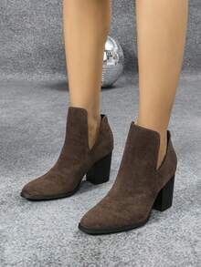 2026 Chelsea Niche Ankle Boots Women Square Toe High Heel Chunky Heel Ankle Boots V-Cut Elastic Personalized Vacation Style - Coffee Brown - View 1