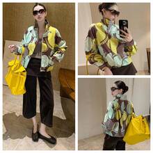 Women's Autumn/Winter Jacket, Vintage Color-Block Large Polka Dot Jacket, Artistic Abstract Print, Stand Collar Short Commuter Jacket, Elegant Daily Commute Outfit - Multicolor - View 10