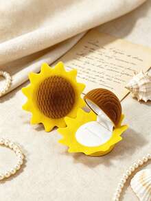 Cute Sunflower Shaped Velvet Ring Box, Mini Portable Jewelry Storage Box, Soft Flannel Lining Ring Holder, Proposal, Wedding, Engagement Decorative Jewelry Storage Container, Ideal Gift Box For Rings And Small Accessories, Bedroom Desktop Decor - Sunflower - View 2