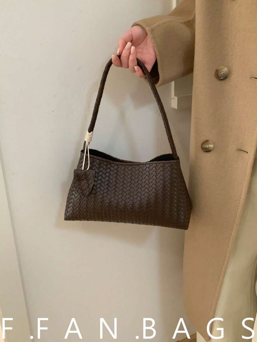 Fashion Casual Minimalist Niche Women's Underarm Bag, Autumn/Winter New Personalized Shoulder Bag - Coffee - View 1