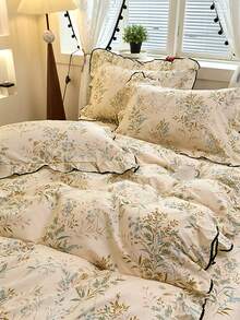 Beige Floral Girl Style Ruffled Simple Comfortable Soft Skin-Friendly Duvet Cover Set (1*Duvet Cover + 2*Pillowcases, No Filling) Suitable For Bedroom Guest Room Machine Washable All Season - Beige - View 9