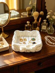 Gentle Satin-Feel Bow Jewelry Tray, Wavy Pleated Edging, 3D Bow Knot Accent On Front. Divided Compartments For Neat Storage Of Various Small Jewelry, Fresh Color Palette, Perfect For Vanity Table, Sweet Style Effortlessly Enhances Space Texture. - Multicolor - View 3