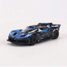 سيارة Bburago 1:64 Bugatti Bolide من سبيكة معدنية مصبوبة – سيارة سباق رياضية باللون الأزرق / الأحمر مع علبة عرض أكريليك، هدية قابلة للجمع لعشاق السيارات من عمر 14+ - متعدد الألوان - مشاهدة 8
