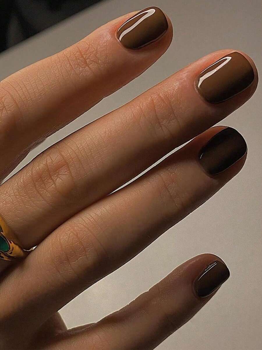 棕色穿戴甲-方形亮面短款指甲貼,深咖啡色壓克力美甲貼,自然黏貼美甲組,女士秋冬小貼片指甲-24片 - 棕色 - 查看 1