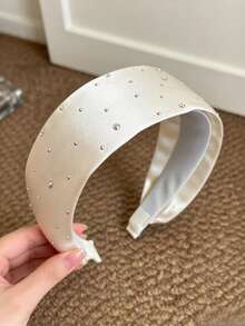 Women's Beige Wide Headband With Shiny Satin Accents, Suitable For Daily Wear - Multicolor - View 3