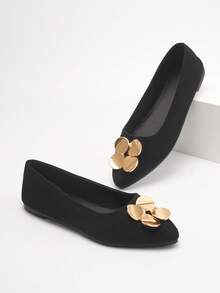 Sepatu Flat Ujung Lancip untuk Wanita, Ukuran Setengah Lebih Kecil, Dekorasi Gesper Persegi Berlian Imitasi Berkilau, Ringan dan Nyaman - Hitam - View 2