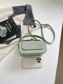復古金屬鎖扣拼接設計女款方型手提包，可收納口紅與個人小物，翻蓋鎖扣開合，可肩背或斜背，適合通勤、約會、外出，紋理質感，溫柔法式風，精緻優雅，輕奢小眾百搭斜挎包 - 綠色 - 查看 10