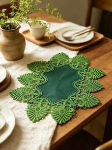 4pcs Green & White Embroidered Lace Edge Placemats, Christmas French Romantic Polyester Fiber, Suitable For Dining Table, Coffee Table, Tea Table, Daily Home Decor, Wedding Party And Holiday - Green - View 5