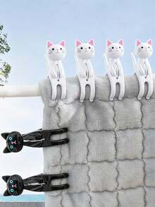 1/2/4pcs Cartoon Cute Cat Beach Towel Clips, Strong Spring Plastic Windproof Clips, Secure Grip And Not Easy To Fall Off, Designed Specifically For Fixing Bath Towels On Beach Chairs. Multi-Functional, Can Also Be Used As Blanket Clips And Sock Drying Clips. Compact And Portable, Takes Up Little Space For Storage, Suitable For Home Drying And Travel. Adorable Cat Appearance, Appealing Design, A Great Choice For Cat Lovers. - Multicolor - View 5