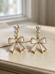 1 Pair Fashionable Personalized Exquisite Elegant Butterfly Shaped Earrings, Suitable For Women's Daily Commute - White - View 2