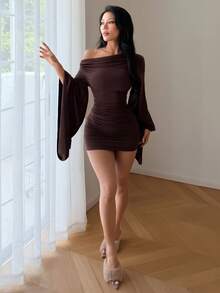 Women's Brown Solid Color Knitted Ruched Bodycon Mini Dress, Cold Shoulder Neckline And Flared Long Sleeve Design, Suitable For Evening Dates And Parties - Brown - View 7