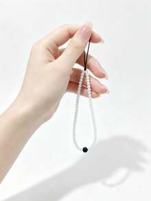 1pc White Jade Bead Phone Lanyard, Minimalist Premium Wrist Strap, Bag & Car Hanging Rope, Camera & Key Chain Highly Attractive ID Card Holder Strap, Durable & Not Easily Broken, Suitable For Daily Use - White - View 5