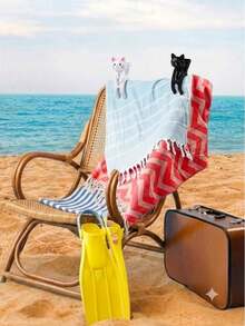 1/2/4pcs Cartoon Cute Cat Beach Towel Clips, Strong Spring Plastic Windproof Clips, Secure Grip And Not Easy To Fall Off, Designed Specifically For Fixing Bath Towels On Beach Chairs. Multi-Functional, Can Also Be Used As Blanket Clips And Sock Drying Clips. Compact And Portable, Takes Up Little Space For Storage, Suitable For Home Drying And Travel. Adorable Cat Appearance, Appealing Design, A Great Choice For Cat Lovers. - Multicolor - View 3