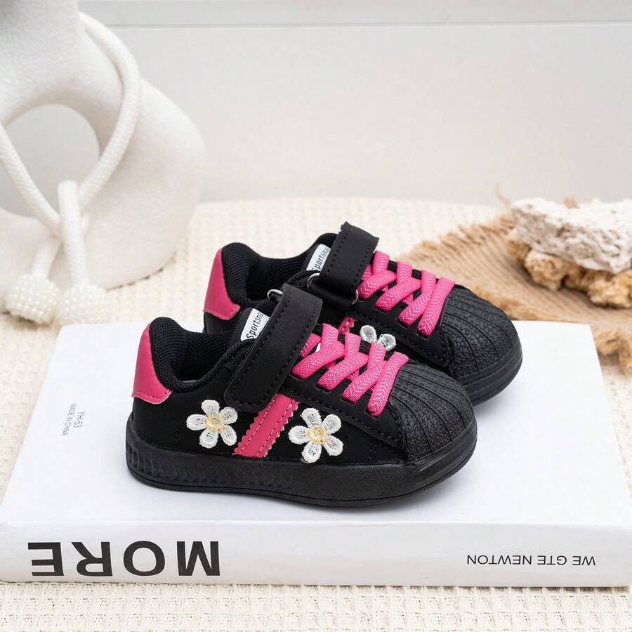 1 Pasang Sepatu Bayi Motif Bunga Blok Warna, Sol Lembut, Desain Ujung Tertutup dengan Perekat Velcro untuk Perlindungan Kaki yang Lebih Baik, Cocok untuk Pemakaian Sehari-hari di Dalam/Luar Ruangan Sepanjang Musim - Merah - View 1