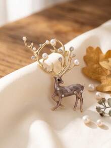 Christmas Rhinestone Wapiti Brooches For Women Unisex Wear Enamel Animal Pins Christmas Party Holiday Dinner Winter Outfit Banquet Christmas Gift - Christmas Reindeer - View 13