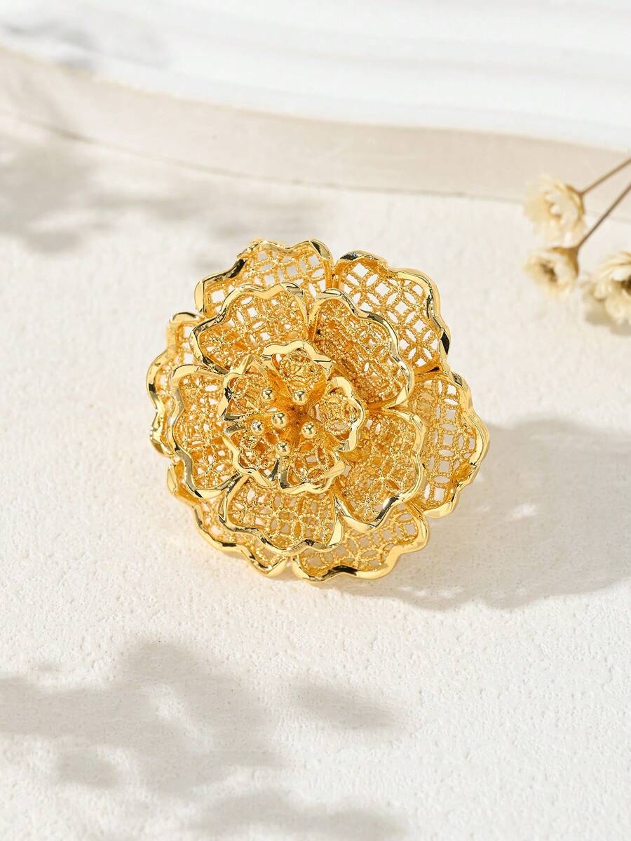 Luxury Elegant - Flower Shaped - Unique Personalized Women's Gold Ring - Large Face - Vintage Luxury Elegant - Yellow Gold - View 1