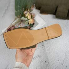 Women's Spring/Autumn Slouchy Soft Sole Fashion Retro Comfortable Army Green Velvet Flat Slippers, Square Toe Non-Slip Versatile All-Season Indoor House Slippers - Dark Green - View 11