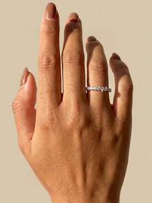 1pc 2mm Plain Band Ring, Glossy & Exquisite, Minimalist Versatile Design, Delicate Women's Jewelry, Suitable For Daily Wear And Gatherings - Silver - View 4