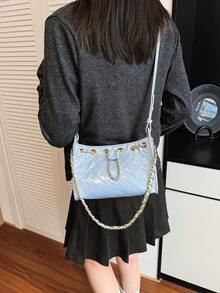 Tas X.Y. Wanita Biru PU Bucket Bag Motif Berlian dengan Tali Rantai dan Tali Serut untuk Perjalanan Sehari-hari dan Kencan - Baby Blue - View 4