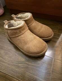 UGGGG Classic Ultra Mini Women Casual Winter Boots, Suede Round Toe Flat Short Ankle Snow Boots For Daily Wear - Maroon - View 1