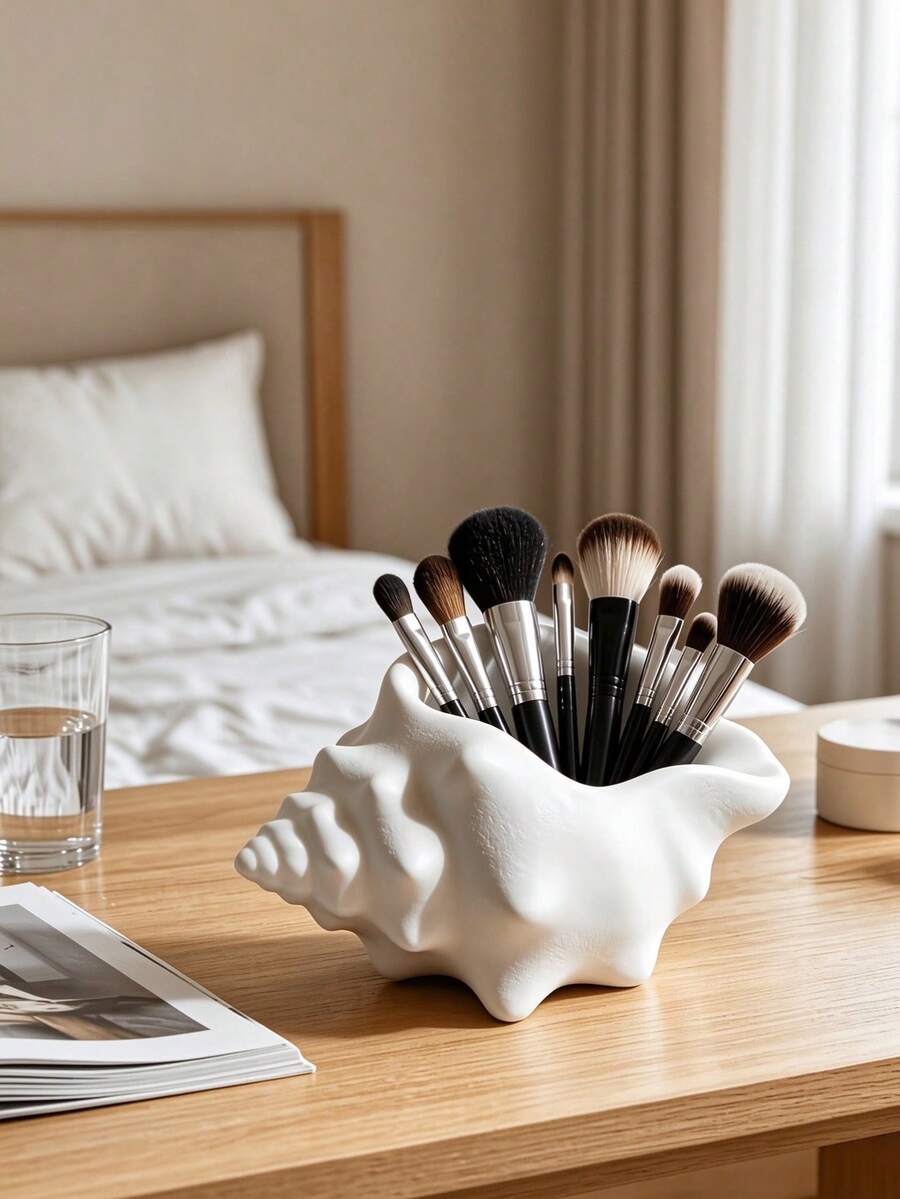1pc Conch-Shaped Storage Holder, Creative Bionic Shell Desktop Organizer, Storage & Decor Dual Use. Holds Makeup Brushes, Pens And Bathroom Small Items. Soft Shape Boosts Room Vibe. For Desk, Vanity & Bathroom Counter, Home Decor And Gift Option. - Storage Box - View 1