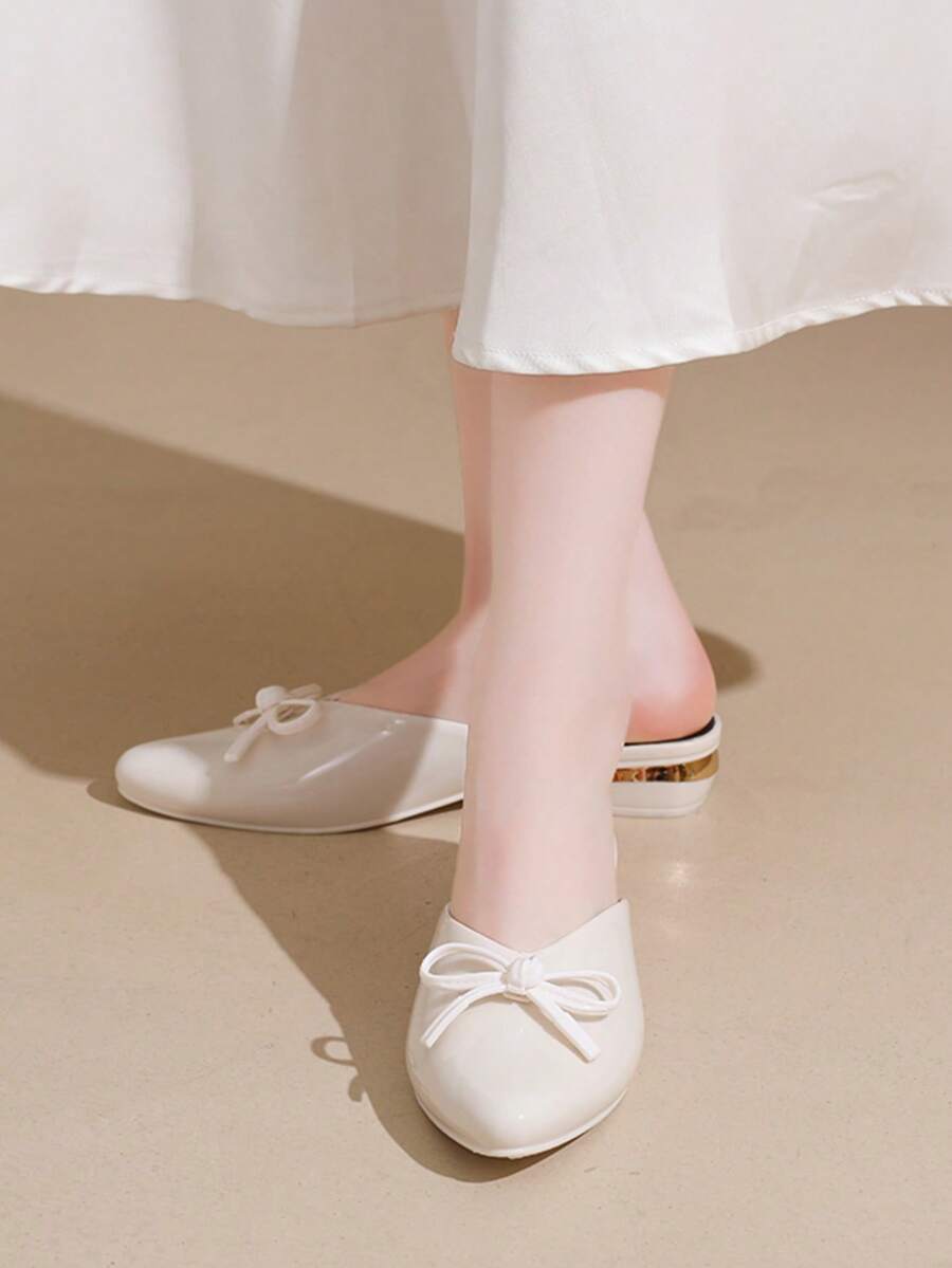 Women's New Fashion Low Vamp Commuter Versatile Work Shoes, Comfortable Non-Tiring Shoes - White - View 1