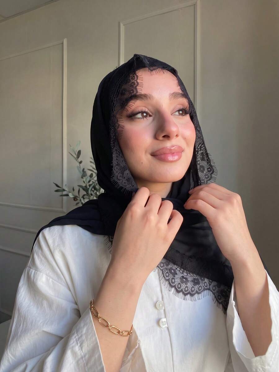 حجاب مسلم رومانسي من الشيفون والمودال مع تطريز الدانتيل، حجاب محتشم، وشاح حجاب مع الدانتيل للعباية - الأسود - مشاهدة 1