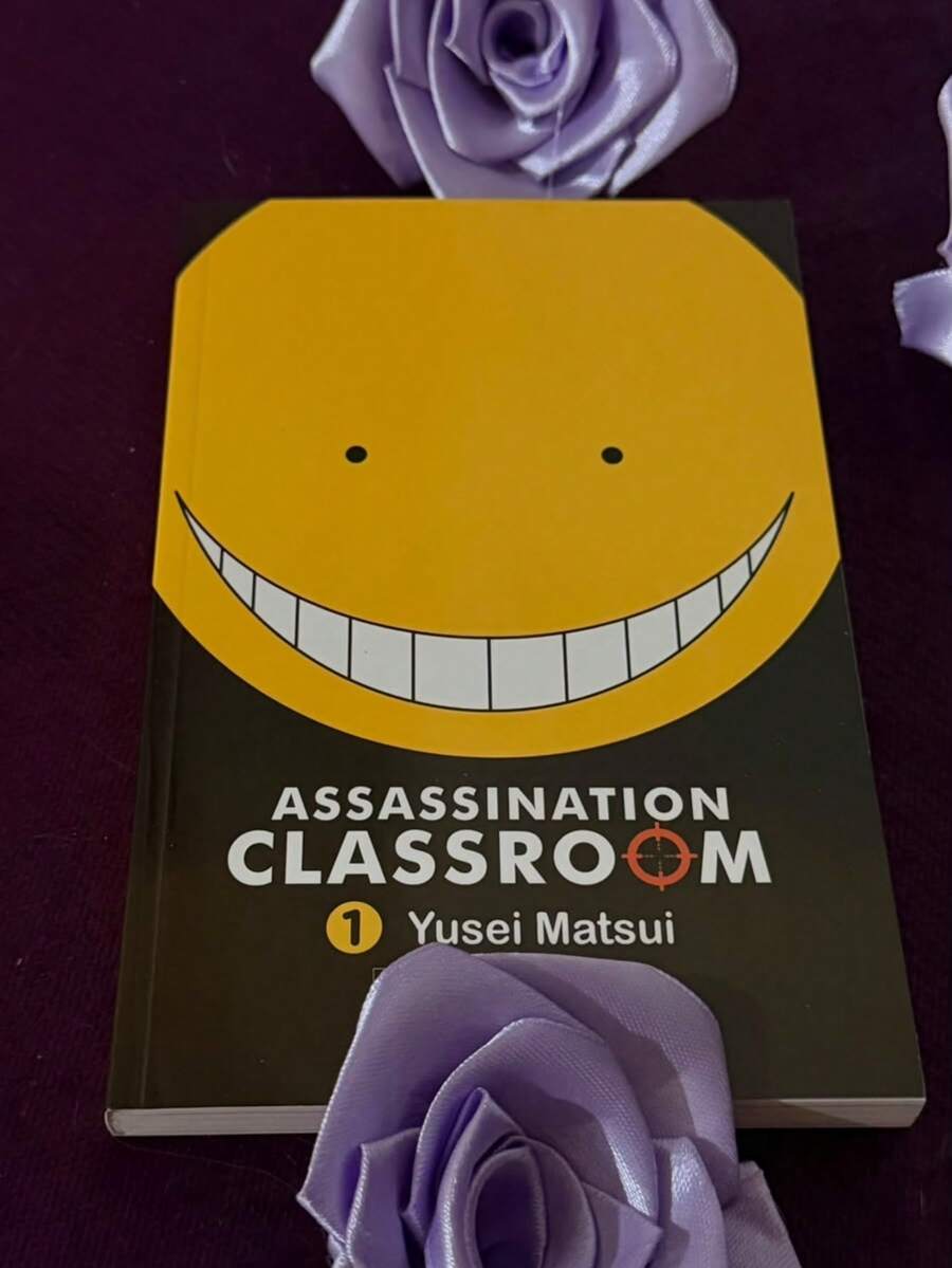 Comics & Graphic Novels - Single Book - View 1
