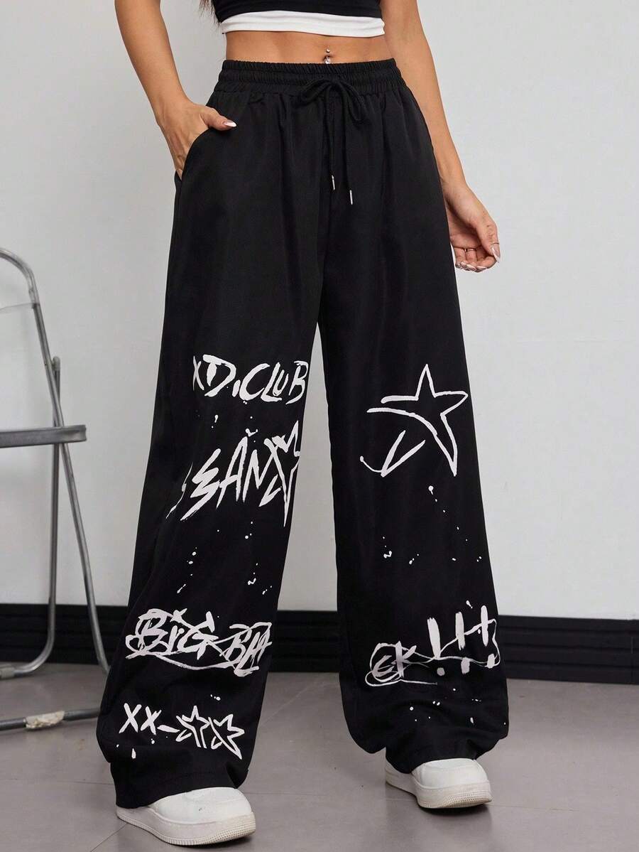 Pantalones largos sueltos con cordón en la cintura y estampado de letras estilo casual 90s Y2K para mujer, ropa de otoño para escuela en blanco y negro - A - Ver 1