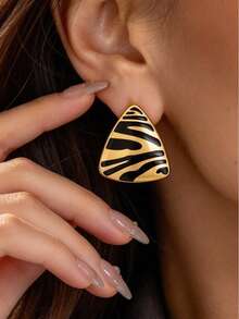 1 Pair Vintage Minimalist Sexy Leopard Print Triangle Geometric Stud Earrings, Autumn Women's Earrings For Daily, Party, Vacation, Casual And Date Wear - Multicolor 2 - View 1