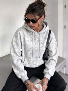 Women's Skull Poker Card Print Sweatshirt, Comfortable Drawstring Long Sleeve Autumn Streetwear Sweatshirt - White - View 2