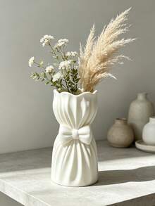 Girl Style Bowknot Art Vase, 3D Pleated Design Creating Fabric Gift Bag Visual Effect, Smooth And Soft Lines. Matte Delicate Texture, Suitable For Flower Arrangement And Decoration, Easily Brighten Living Room, Bedroom Desktop Atmosphere. - Multicolor - View 3