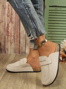 Sandal Selop Setengah Tertutup untuk Wanita, Sepatu Selop Nyaman dan Mudah Dipakai, Warna Polos Minimalis - Krem - View 5