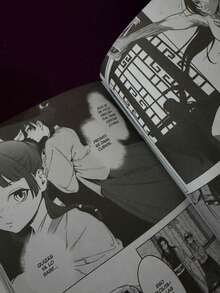 Comics & Graphic Novels - Single Book - View 2