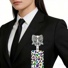 1pc Leopard Print Bow Retractable Badge Holder, Stretchable ID Card Holder, Suitable For Nurses, Doctors, Teachers, Volunteers, Office Workers, Christmas, Valentine's Day - A - View 7