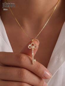 Hihho 1pc Luxury Style Key Rhinestone Necklace, Sparkling Crystal Pendant, Jewelry Accessory Gift For Women - Key - View 1