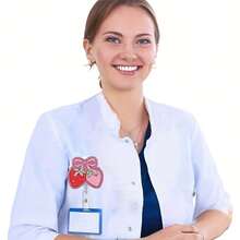 1pc Strawberry Retractable Badge Reel, Strawberry Bow Print ID Card Holder, Suitable For Nurses, Doctors, Teachers, Volunteers, Office Workers, Christmas, Valentine's Day - A - View 5