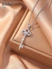 Hihho 1pc Luxury Style Key Rhinestone Necklace, Sparkling Crystal Pendant, Jewelry Accessory Gift For Women - Key - View 2